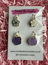 Load image into Gallery viewer, Flower Earring Duo