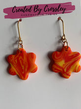 Load image into Gallery viewer, Sunset Flower Clay Earrings
