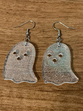 Load image into Gallery viewer, Sparkly Cute Ghost Earrings