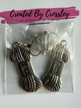 Load image into Gallery viewer, Yarn Clip On Earrings
