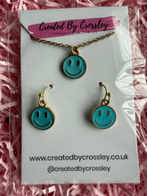 Load image into Gallery viewer, Blue Happy Face Jewellery Set
