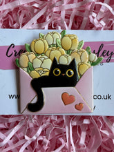 Load image into Gallery viewer, Flower Cat Envelope Pin Badge
