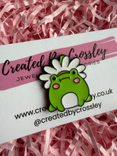 Load image into Gallery viewer, Flower Frog Pin Badge
