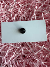 Load image into Gallery viewer, Flower Duck Pin Badge

