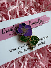 Load image into Gallery viewer, Purple Poppy Flower Pin Badge
