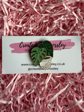 Load image into Gallery viewer, Monstera Plant Pin Badge
