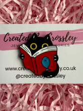 Load image into Gallery viewer, Reading Book Cat Pin Badge
