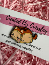 Load image into Gallery viewer, Bread Cat Pin Badge
