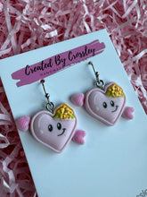 Load image into Gallery viewer, Valentines Smiley Heart Earrings
