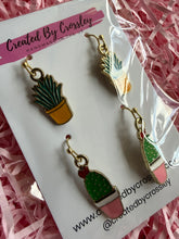 Load image into Gallery viewer, Potted Plant Earring Duo
