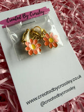 Load image into Gallery viewer, Coral Daisy Clip On Earrings
