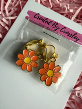 Load image into Gallery viewer, Coral Daisy Clip On Earrings
