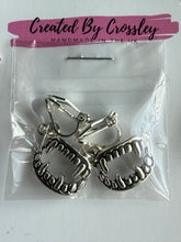 Load image into Gallery viewer, Vampire Teeth Clip On Earrings
