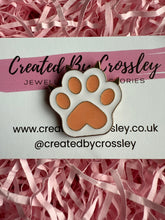 Load image into Gallery viewer, Paw Print Pin Badge
