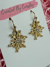 Load image into Gallery viewer, Sparkly Pearl Snowflake Charm Earrings
