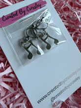 Load image into Gallery viewer, Music Notes Clip On Earrings
