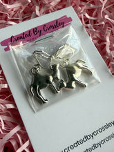 Load image into Gallery viewer, Camel Clip On Earrings
