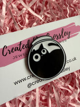Load image into Gallery viewer, Cat Pin Badge
