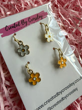 Load image into Gallery viewer, White Yellow Flower Earring Duo

