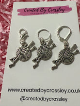 Load image into Gallery viewer, Craft Wool Charm Clip Charm and Stitch Markers
