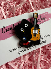 Load image into Gallery viewer, Guitar Cat Pin Badge
