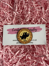 Load image into Gallery viewer, “Easily distracted by shiny things” Crow Pin Badge
