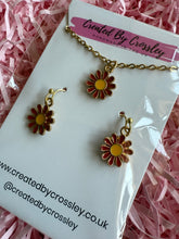 Load image into Gallery viewer, Red Flower Jewellery Set
