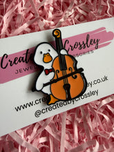 Load image into Gallery viewer, Cello Duck Pin Badge
