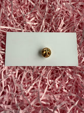 Load image into Gallery viewer, Red Guitar Pin Badge

