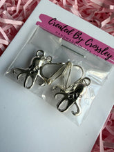 Load image into Gallery viewer, Squid Clip On Earrings
