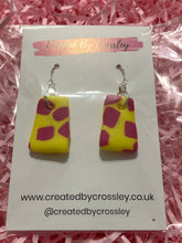 Load image into Gallery viewer, Pink Yellow Giraffe Print Clay Earrings
