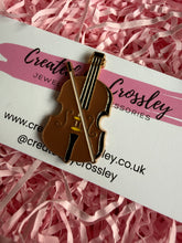 Load image into Gallery viewer, Cello Pin Badge
