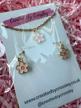 Load image into Gallery viewer, Mini Flower Jewellery Set
