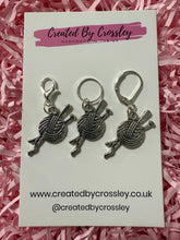 Load image into Gallery viewer, Craft Wool Charm Clip Charm and Stitch Markers
