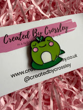 Load image into Gallery viewer, Frog Pin Badge
