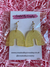 Load image into Gallery viewer, Yellow Glitter Arch Resin Earrings
