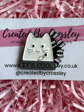Load image into Gallery viewer, “It’s Cool” Arrow Cat Pin Badge

