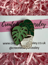 Load image into Gallery viewer, Monstera Plant Pin Badge
