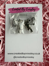 Load image into Gallery viewer, Parrot Clip On Earrings

