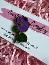 Load image into Gallery viewer, Purple Poppy Flower Pin Badge
