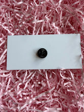 Load image into Gallery viewer, Guitar Cat Pin Badge
