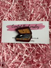Load image into Gallery viewer, Record Player Pin Badge
