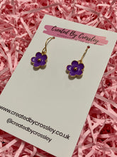 Load image into Gallery viewer, Purple Flower Charm Earrings
