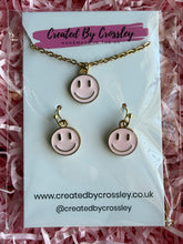 Load image into Gallery viewer, Light Pink Happy Face Jewellery Set
