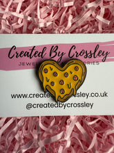 Load image into Gallery viewer, Pizza Heart Pin Badge
