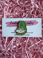 Load image into Gallery viewer, Reading Frog Pin Badge
