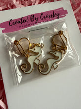 Load image into Gallery viewer, Seahorse Clip On Earrings
