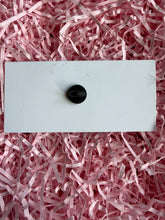 Load image into Gallery viewer, Peas on Earth Pin Badge
