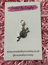 Load image into Gallery viewer, Craft Wool Charm Clip Charm and Stitch Markers
