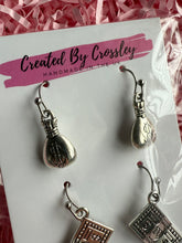 Load image into Gallery viewer, Money Earring Duo
